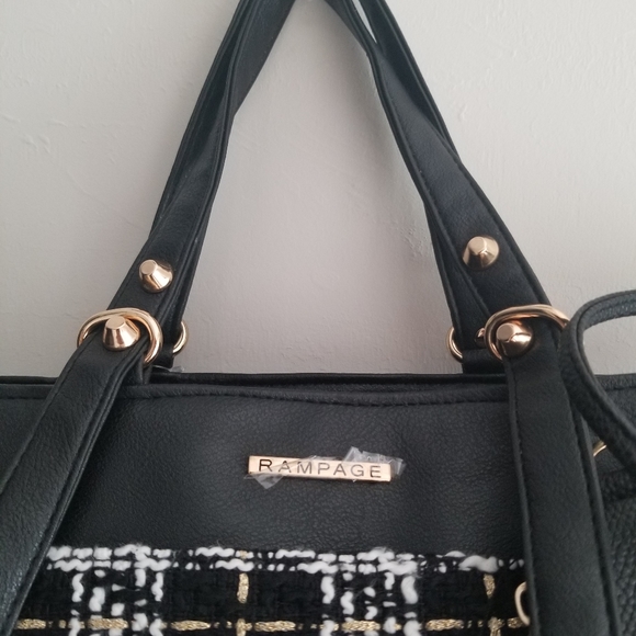 Rampage shoulder Bag - Picture 3 of 7